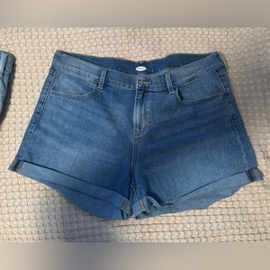 Old Navy Size 16 Folded Hem Jean Short